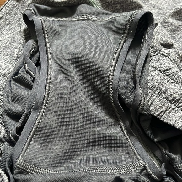 Lululemon short - Picture 5 of 6